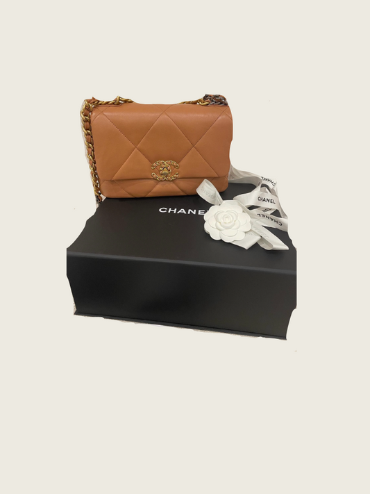 Chanel 19 leather Handbag - Tan! Excellent Condition!