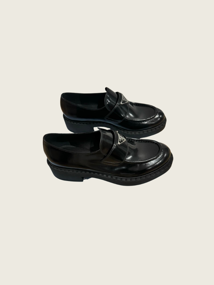 PRADA Patent Leather Loafers - Size 41 - Excellent Condition