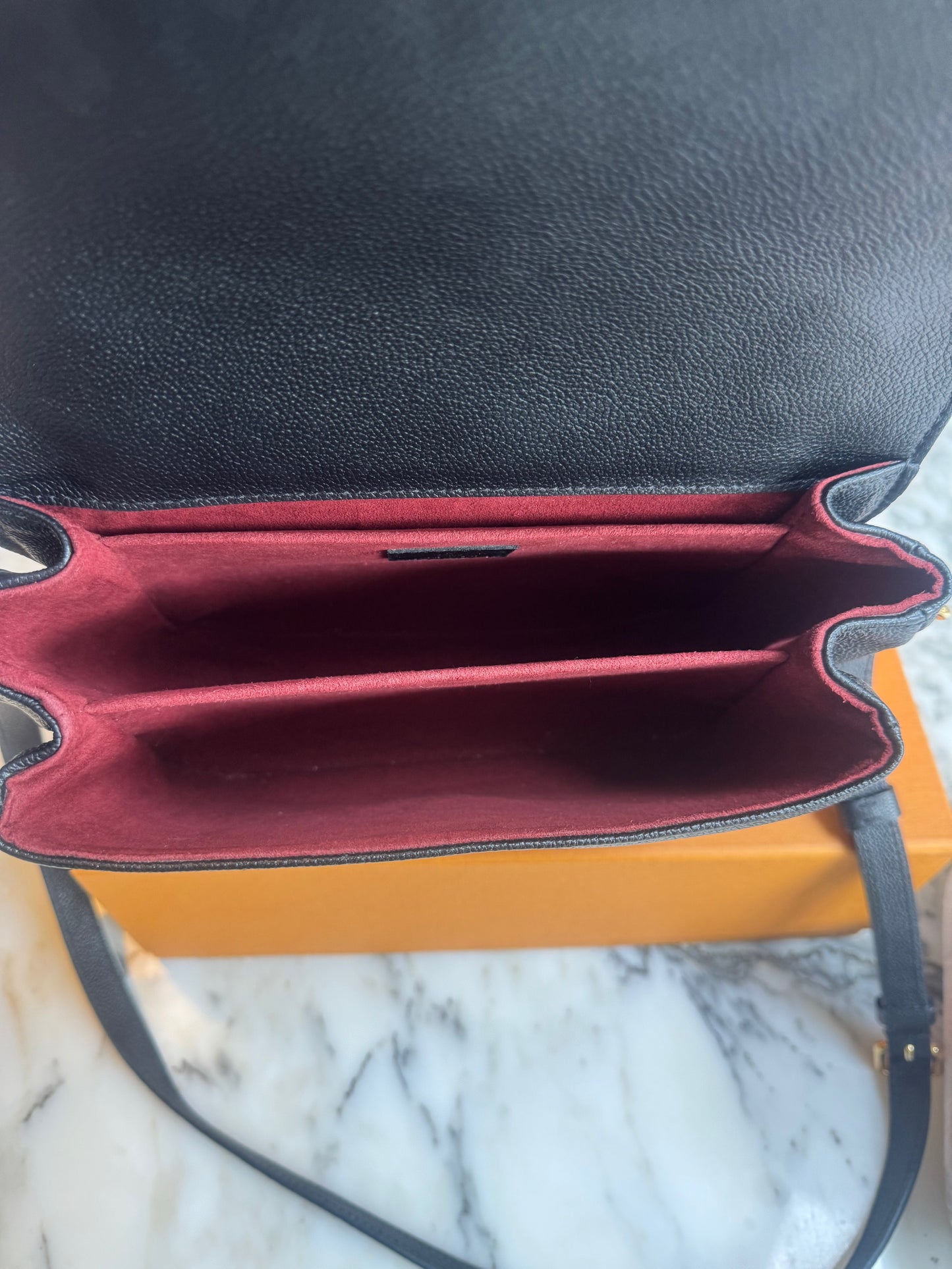 Louis Vuitton - Pochette Metis - EXCELLENT CONDITION image 2