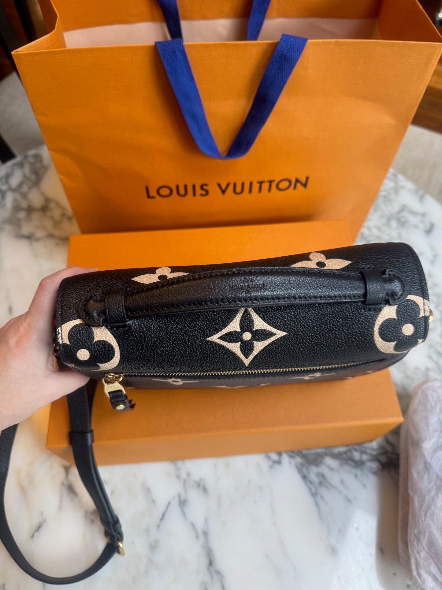Louis Vuitton - Pochette Metis - EXCELLENT CONDITION image 4