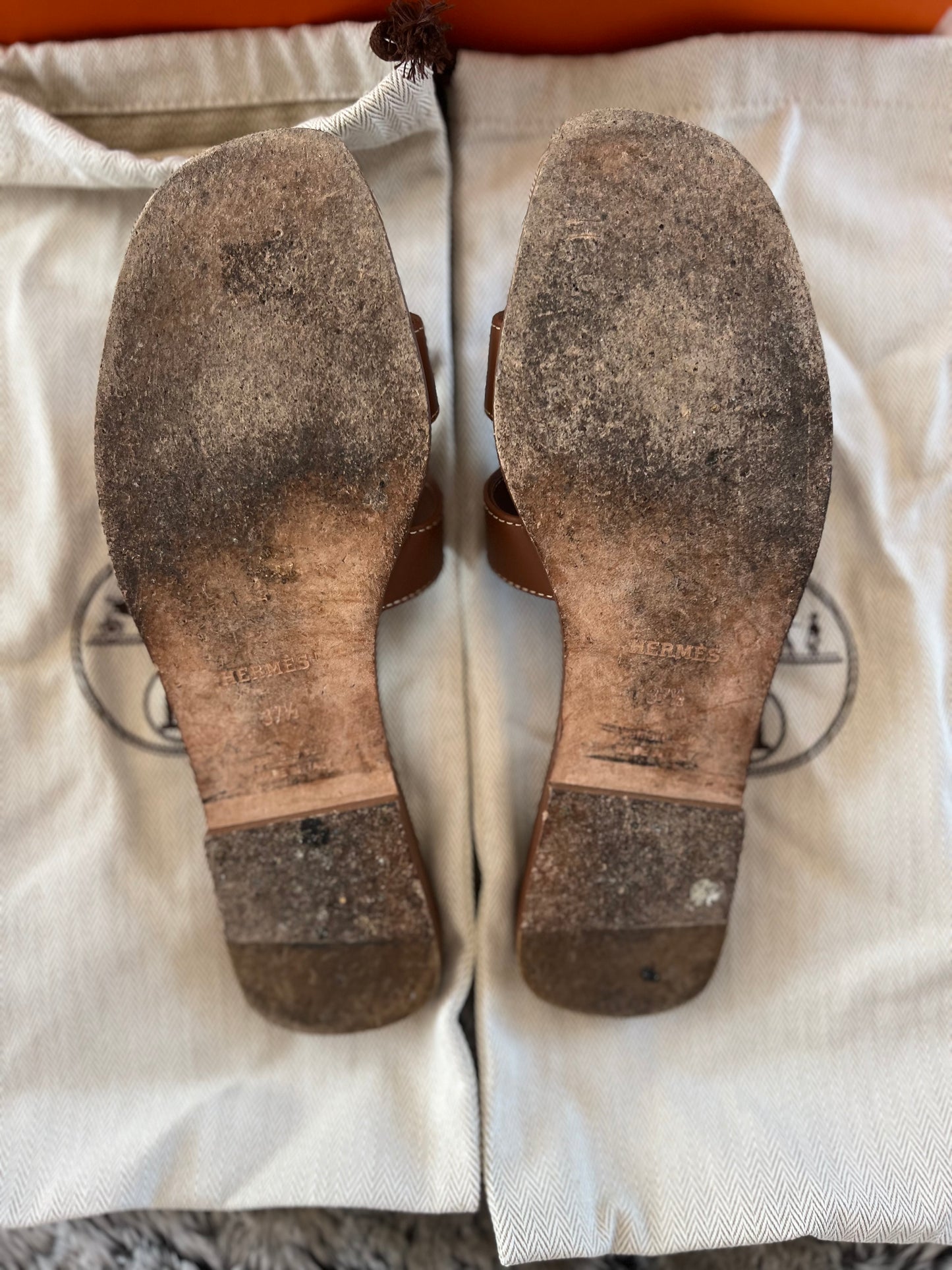 HERMES ORAN - 37.5 - GOOD CONDITION image 3