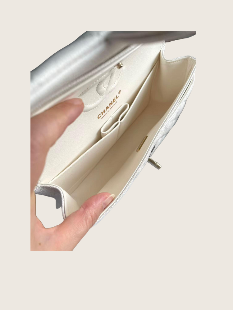 Chanel - Small White Flap - Excellent Condition