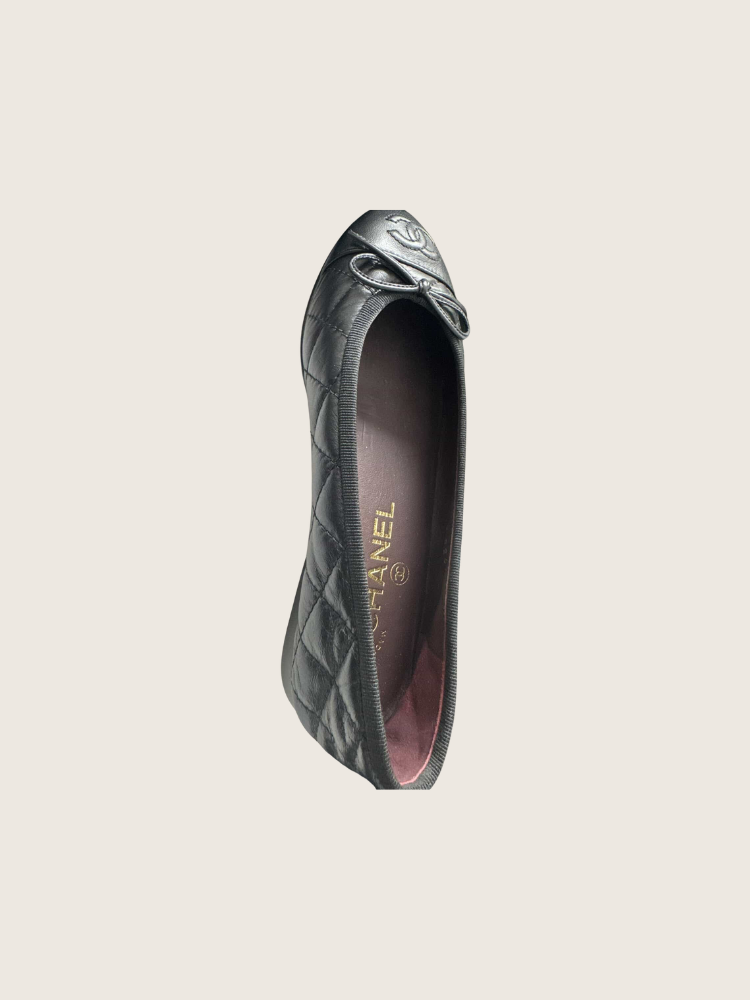 Chanel Black Quilted Black Ballerinas - 34.5 - Good Condition
