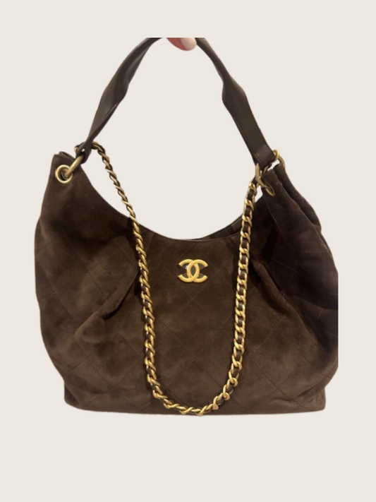 Chanel - Maxi Hobo Bag - Dark Brown - Gold Tone - Excellent Condition