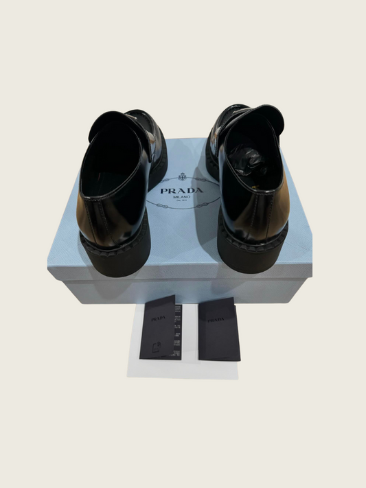 PRADA Patent Leather Loafers - Size 41 - Excellent Condition