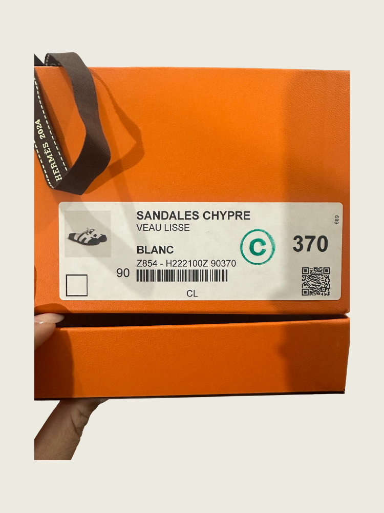 HERMES Chypre - White - 37 - Excellent Condition