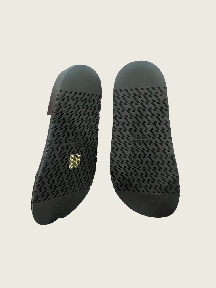 HERMES Chypre - White - 37 - Excellent Condition