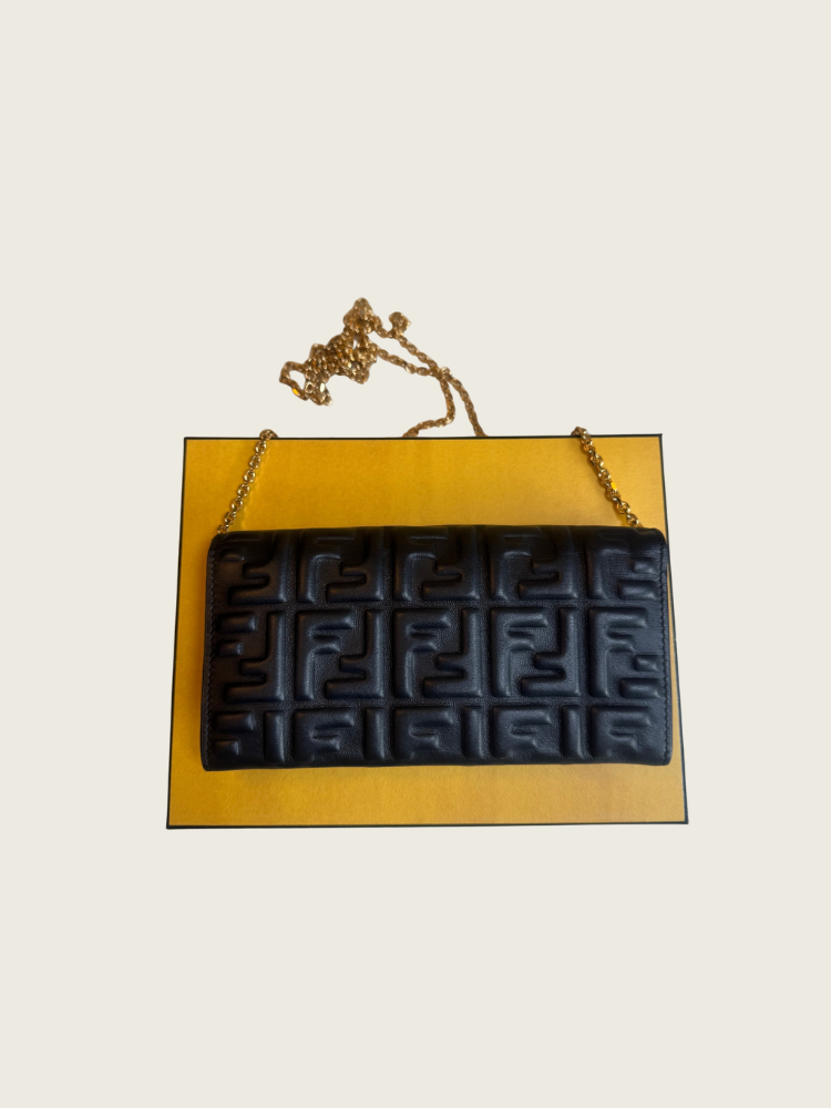 FENDI - Baguette Continental With Chain - Excellent Condition