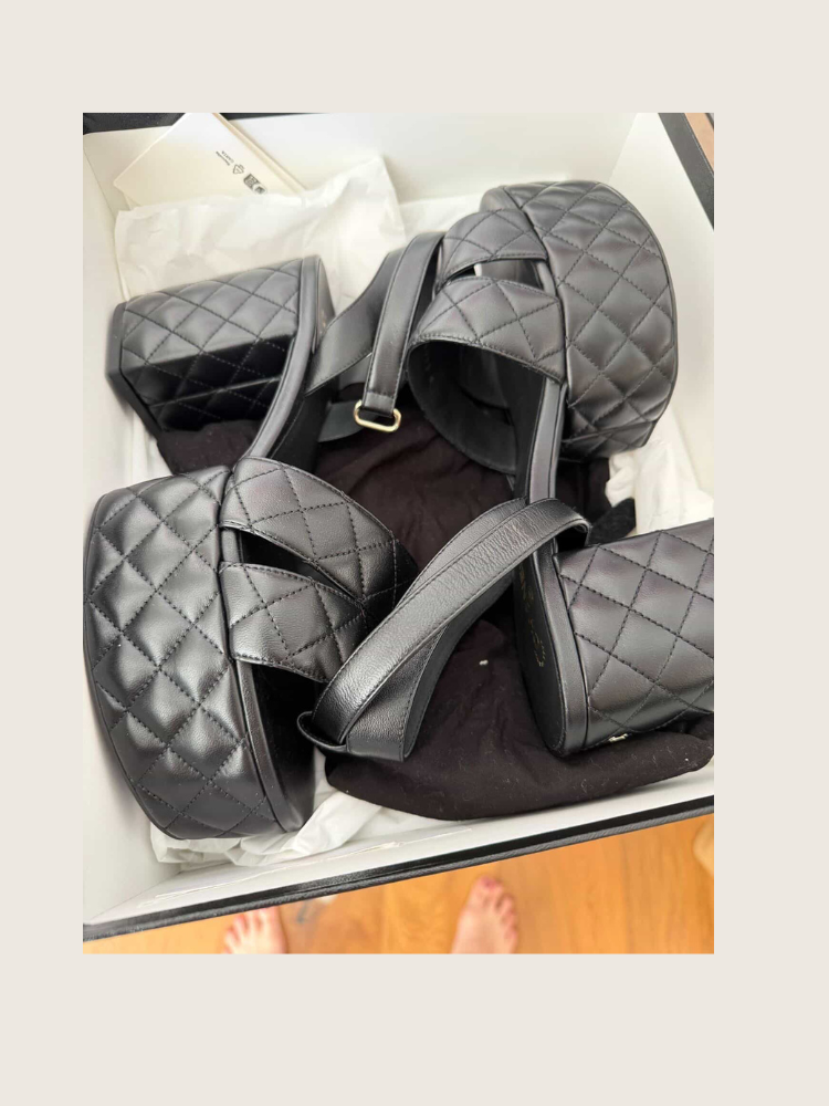 CC Black Pumps - 40 Excellent Condition